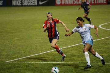 随着尤文0-2爆冷，米兰2-1，罗马2｜奇异果体育（配图示意）